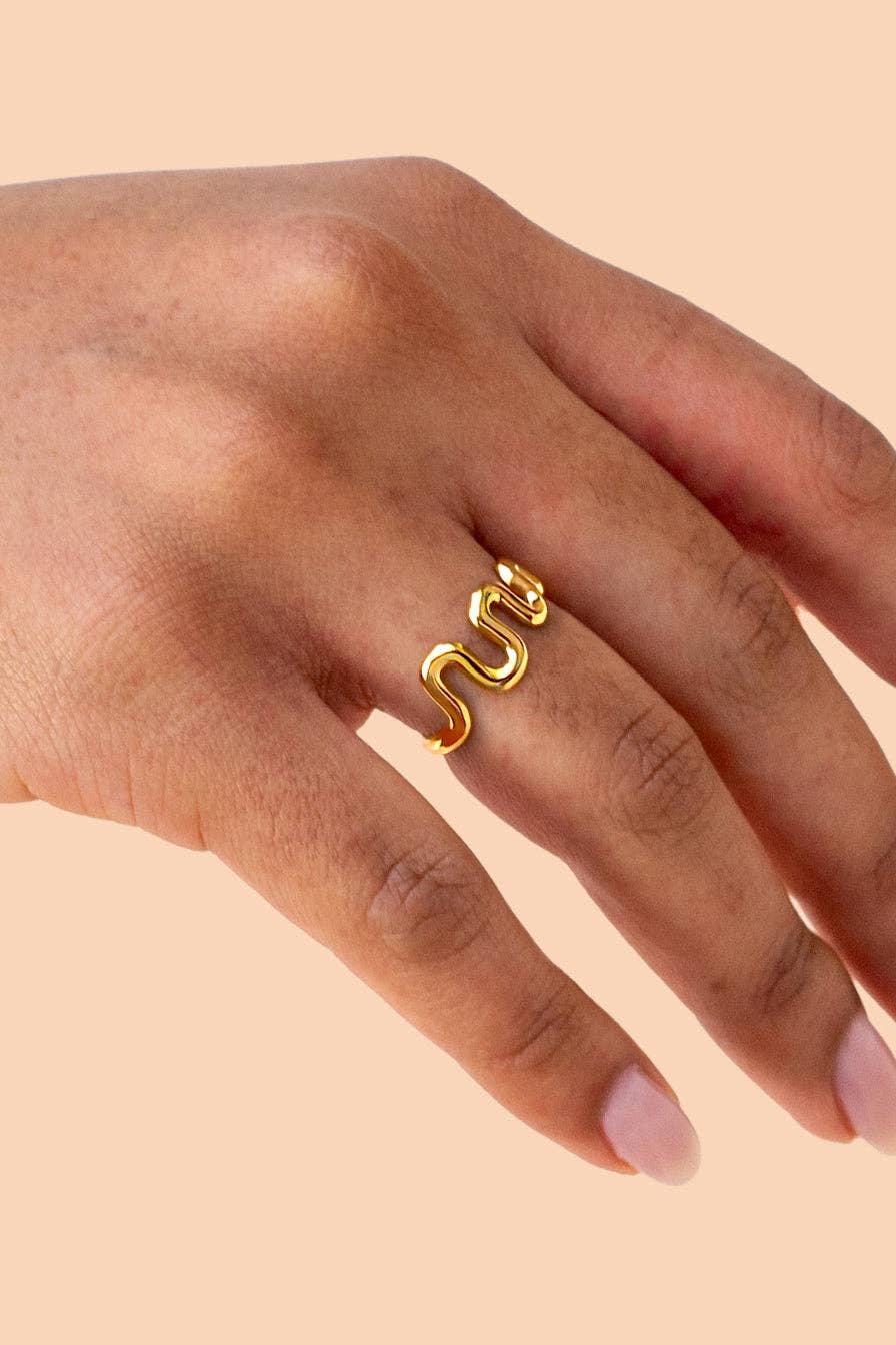 Peter and June - Alma Ring - 18K Gold Plated