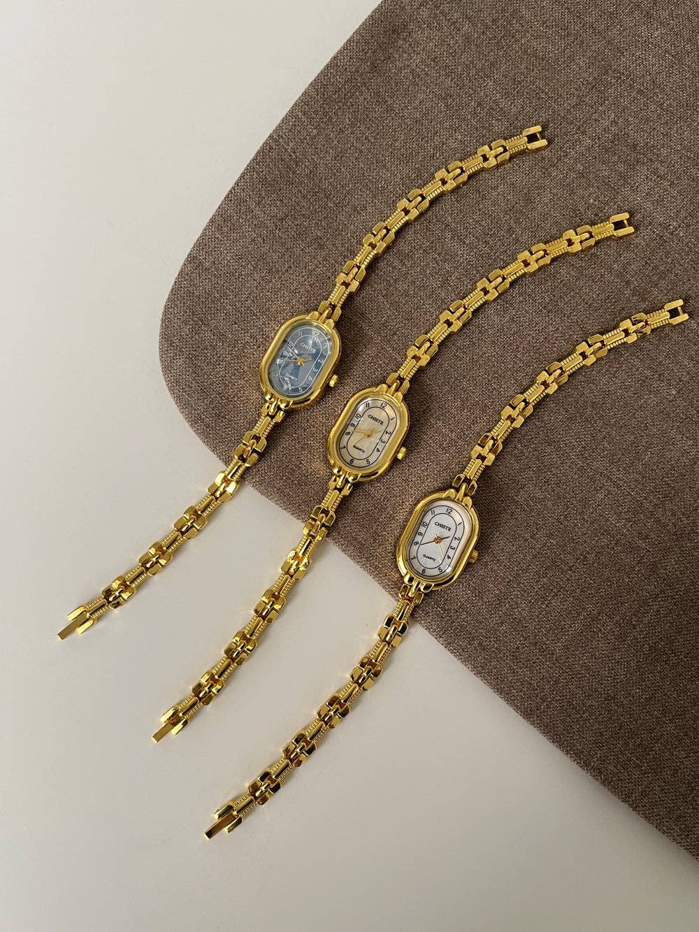 Dipped Shop - Vintage Gold Oval Bracelet Quartz Watch