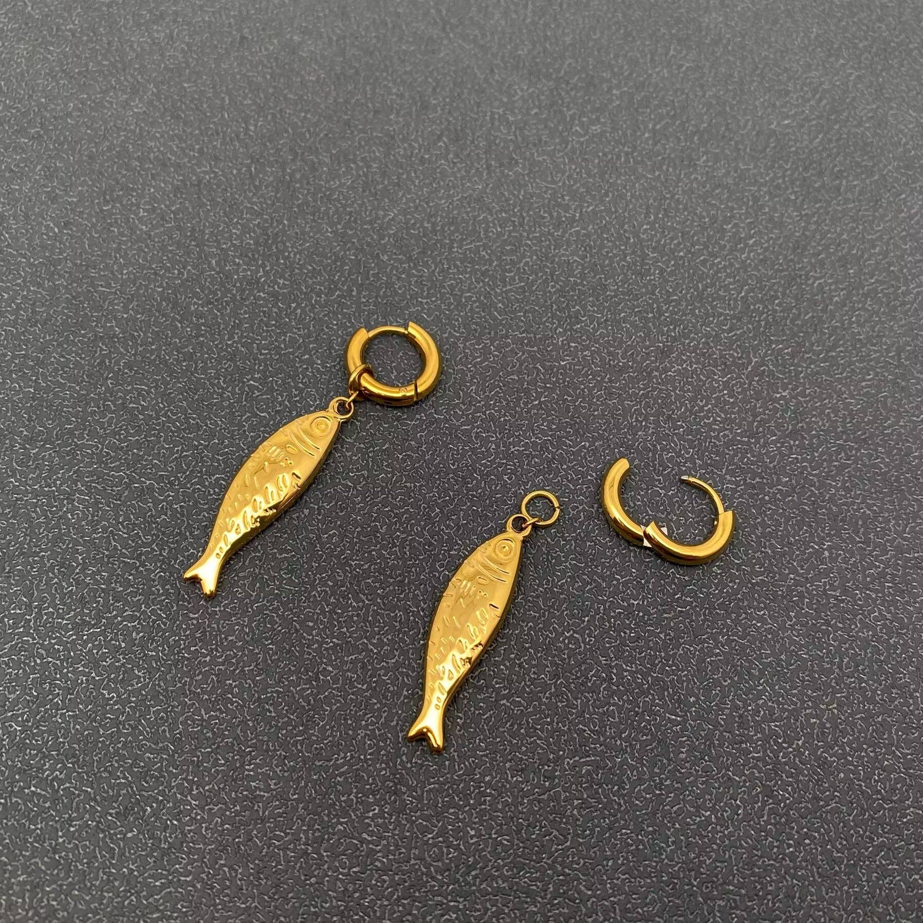 Mio Queena - Fish Charm 18K Gold Plated S.Steel Huggie Earrings - FGS