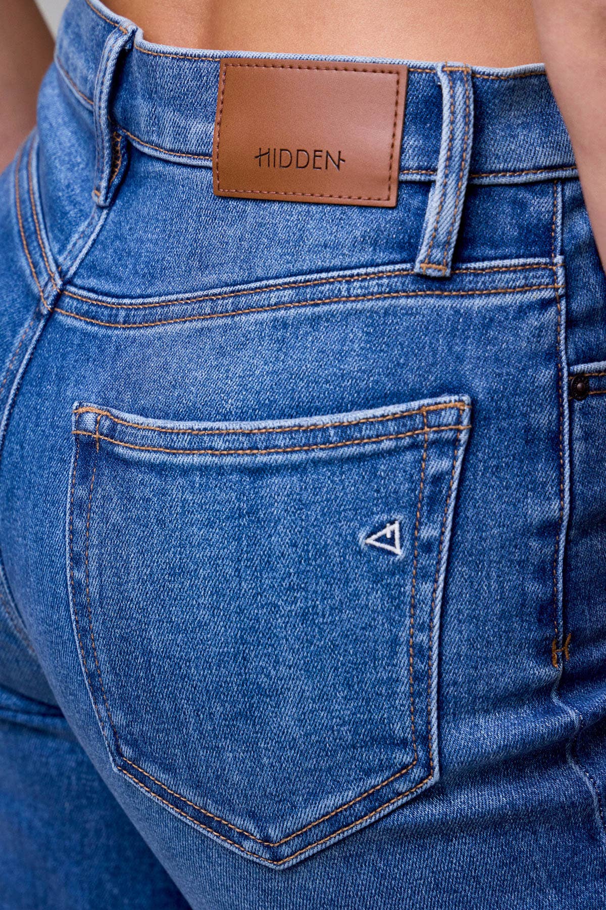 Hidden Jeans - Dark Wash Cuffed Stretch Clean Dad Jean