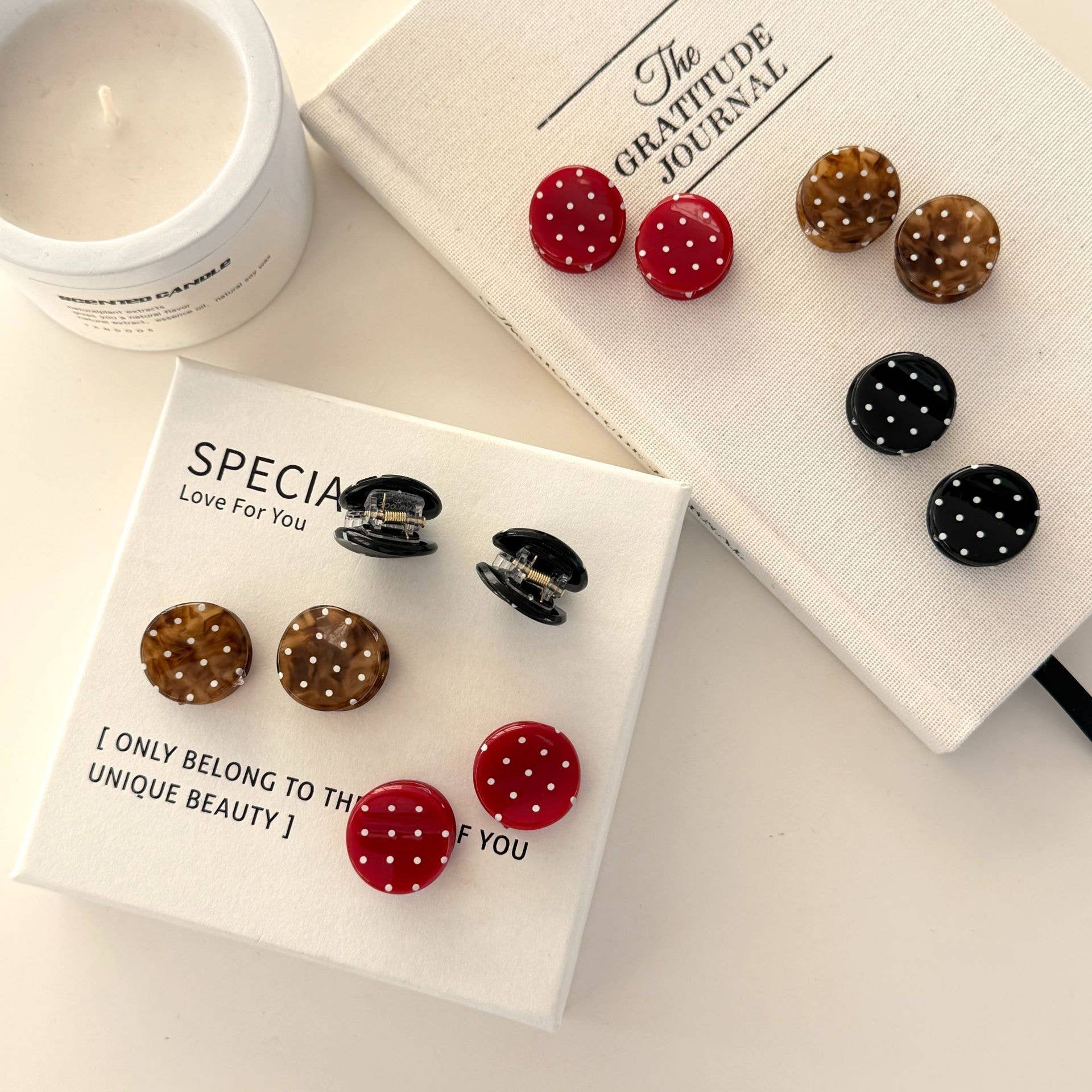 SoapElenGlen - Mini Round Polka Dot Acetate Hair Clip