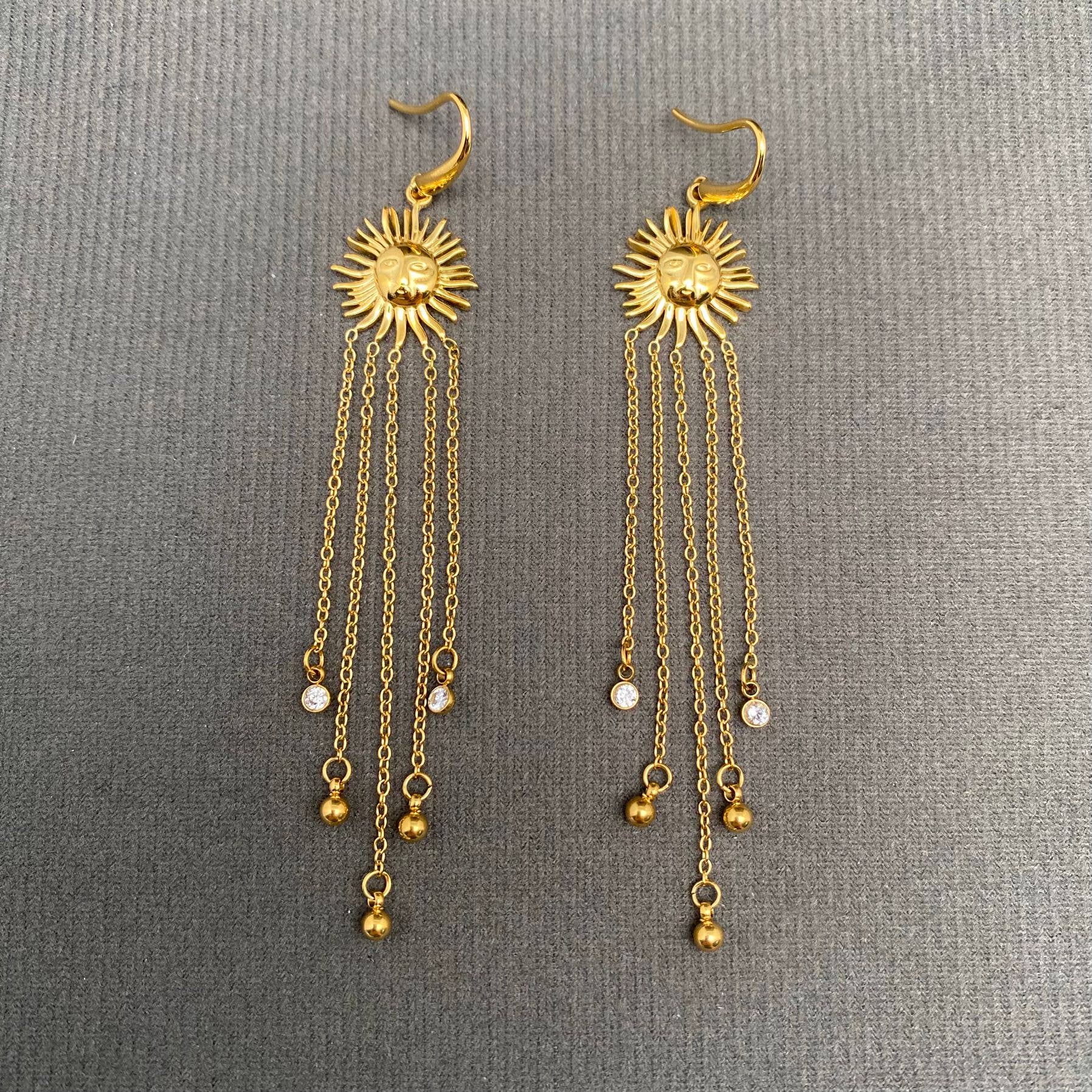 Mio Queena - Chain Tassel Sun 18K Gold Plated S.Steel Earrings - FGS/MS