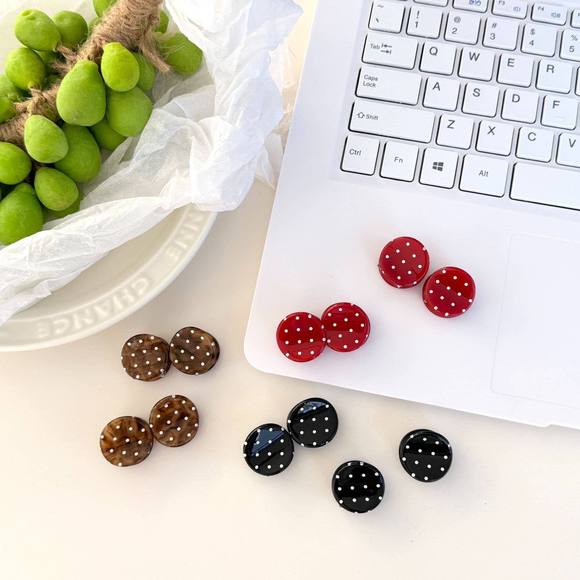 SoapElenGlen - Mini Round Polka Dot Acetate Hair Clip