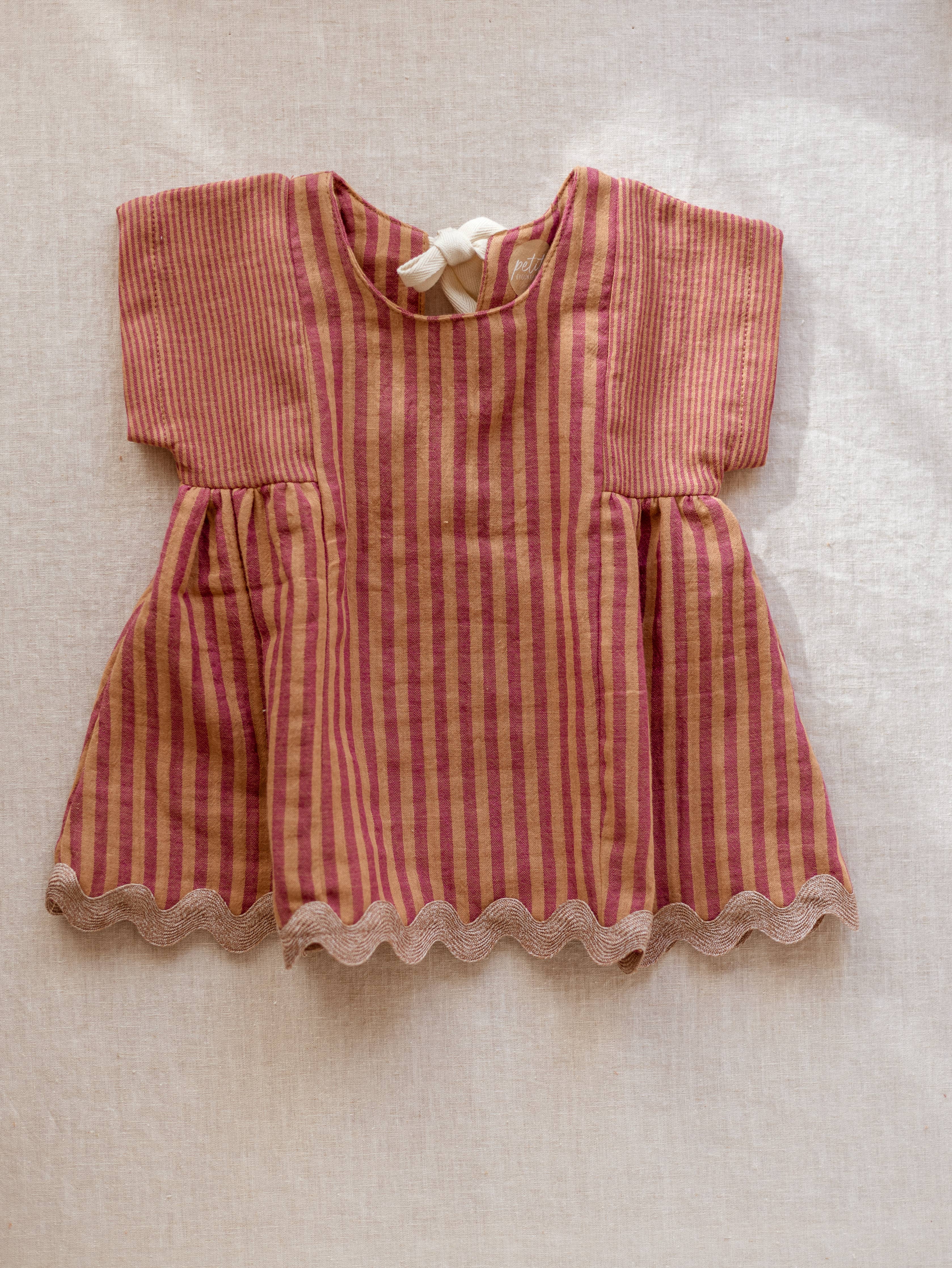 PETITE EvelinaApparel - Malia dress / Honey Raspberry