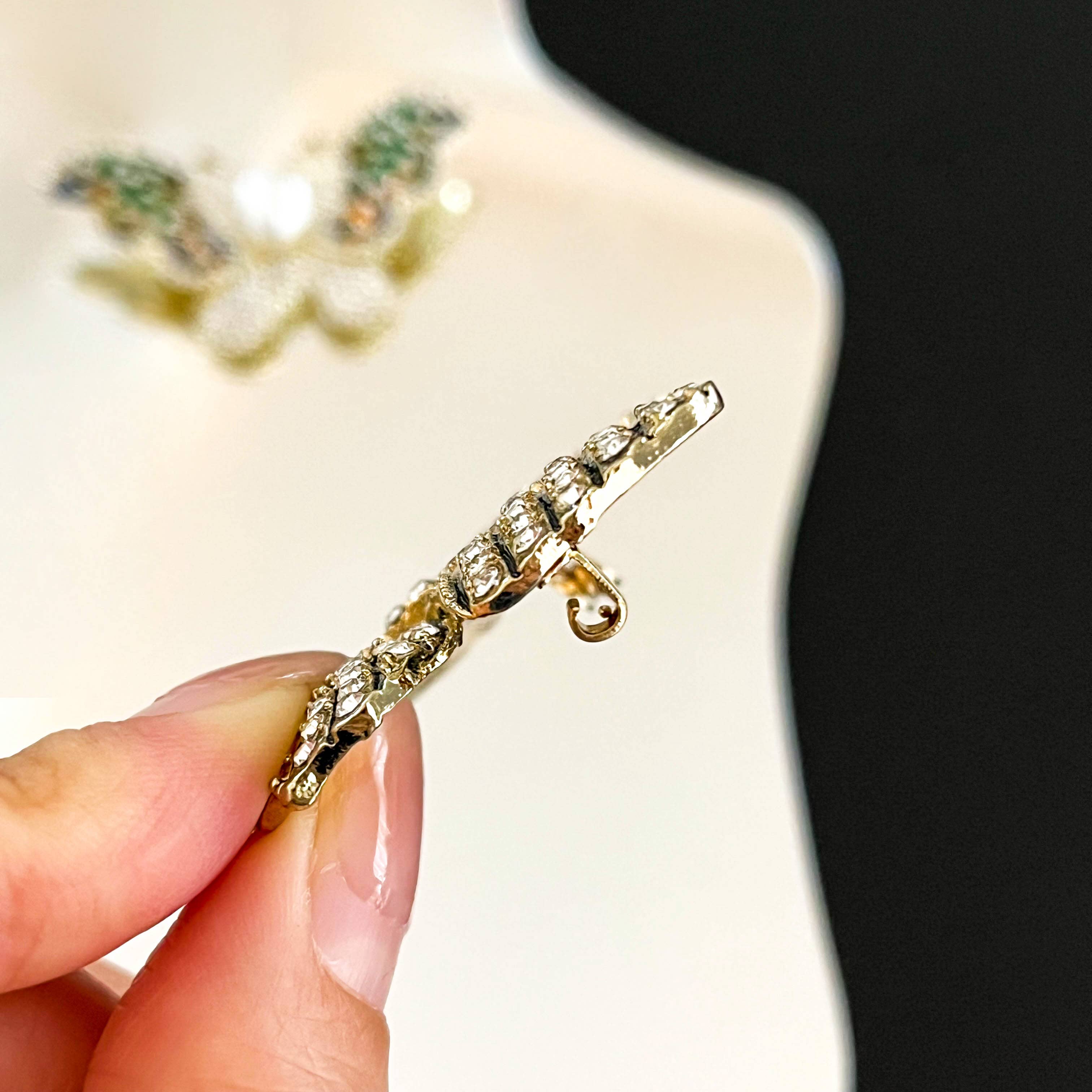 SoapElenGlen - Luxury Butterfly Brooch, Elegant Statement Pin