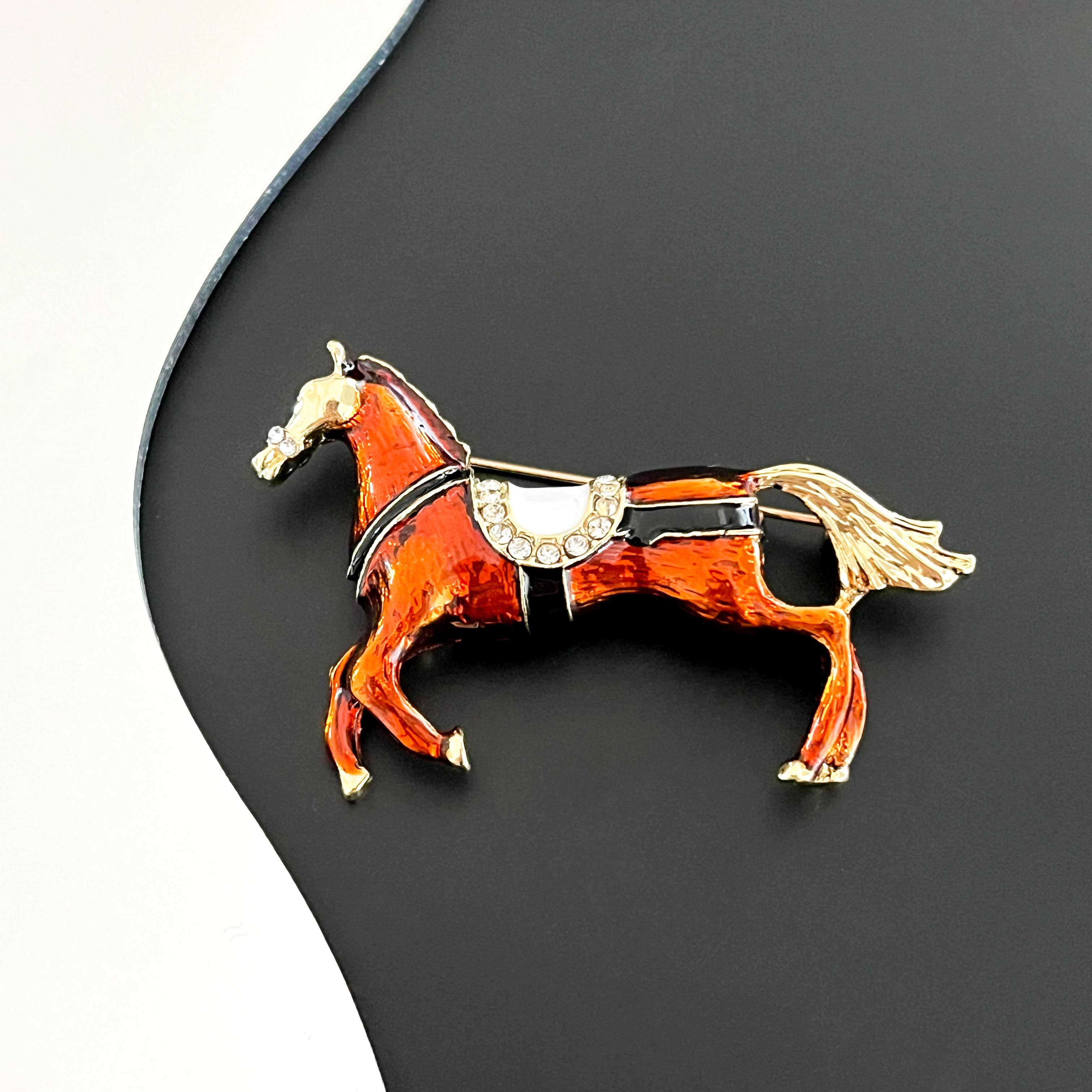 SoapElenGlen - Running Horse Brooch, Elegant Animal Pin