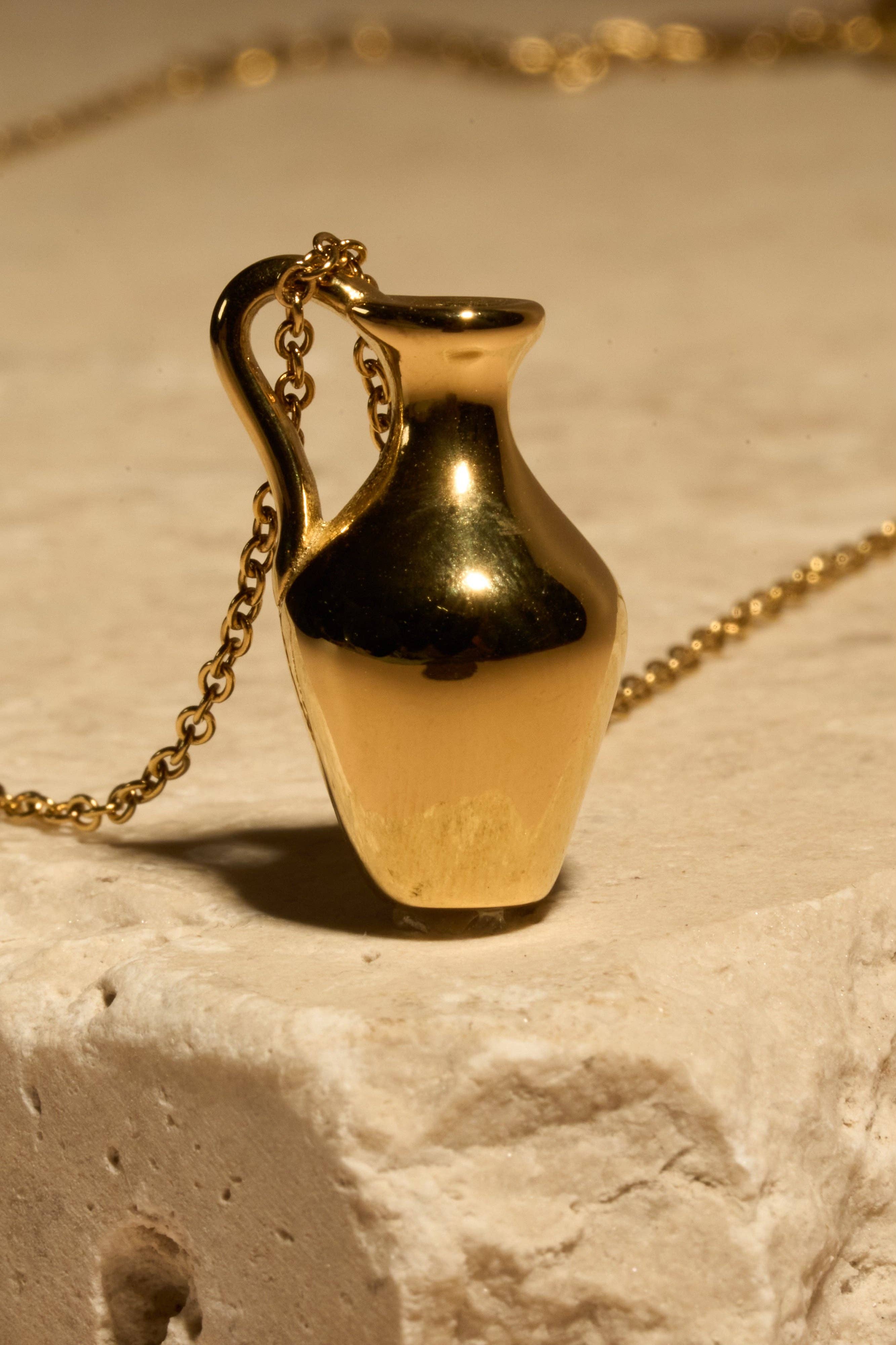 Peter and June - Pitcher This Necklace - 18K Gold Plated