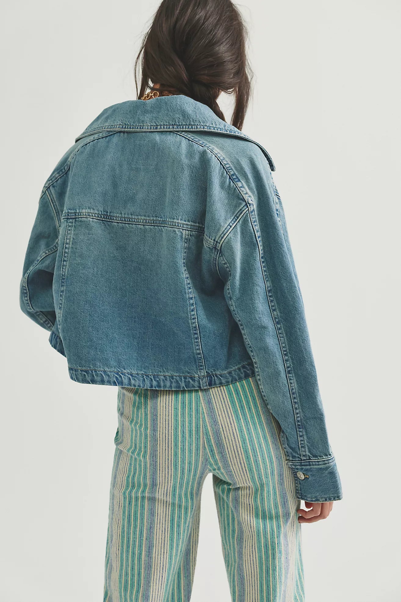 SIDE TO SIDE JACKET in RIVER WASH