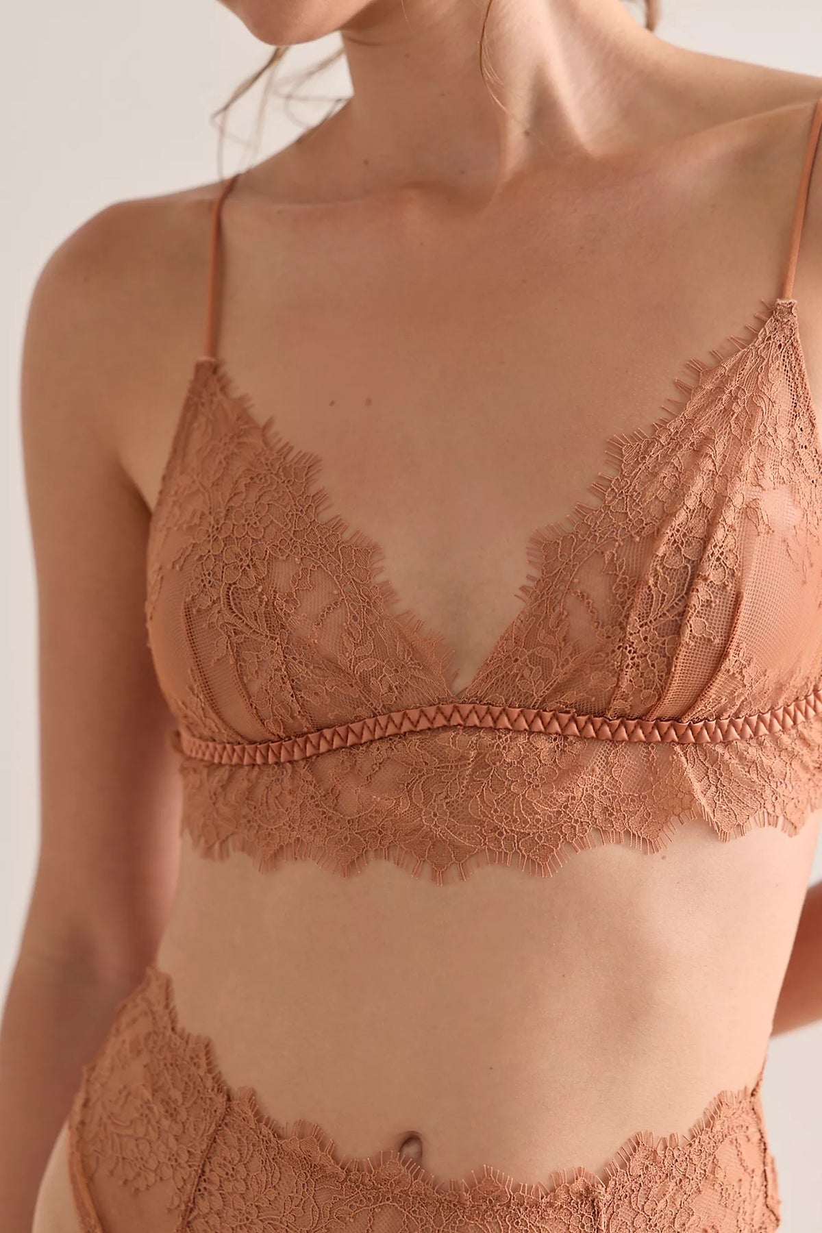 LACEBOUND LONGLINE / HAZEL /