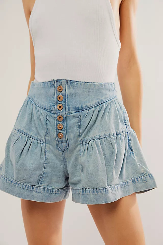 FLEUR DENIM SHORT / BELLE BLUE /