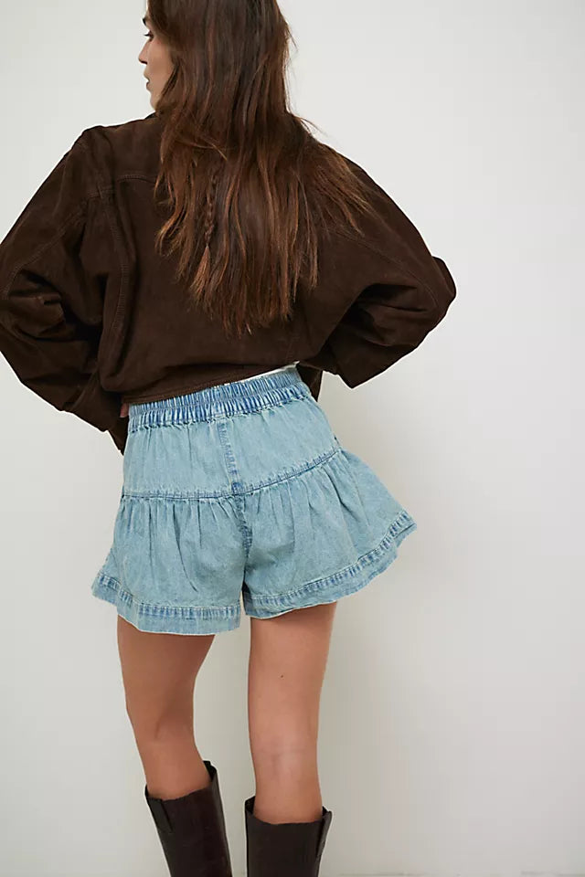 FLEUR DENIM SHORT / BELLE BLUE /