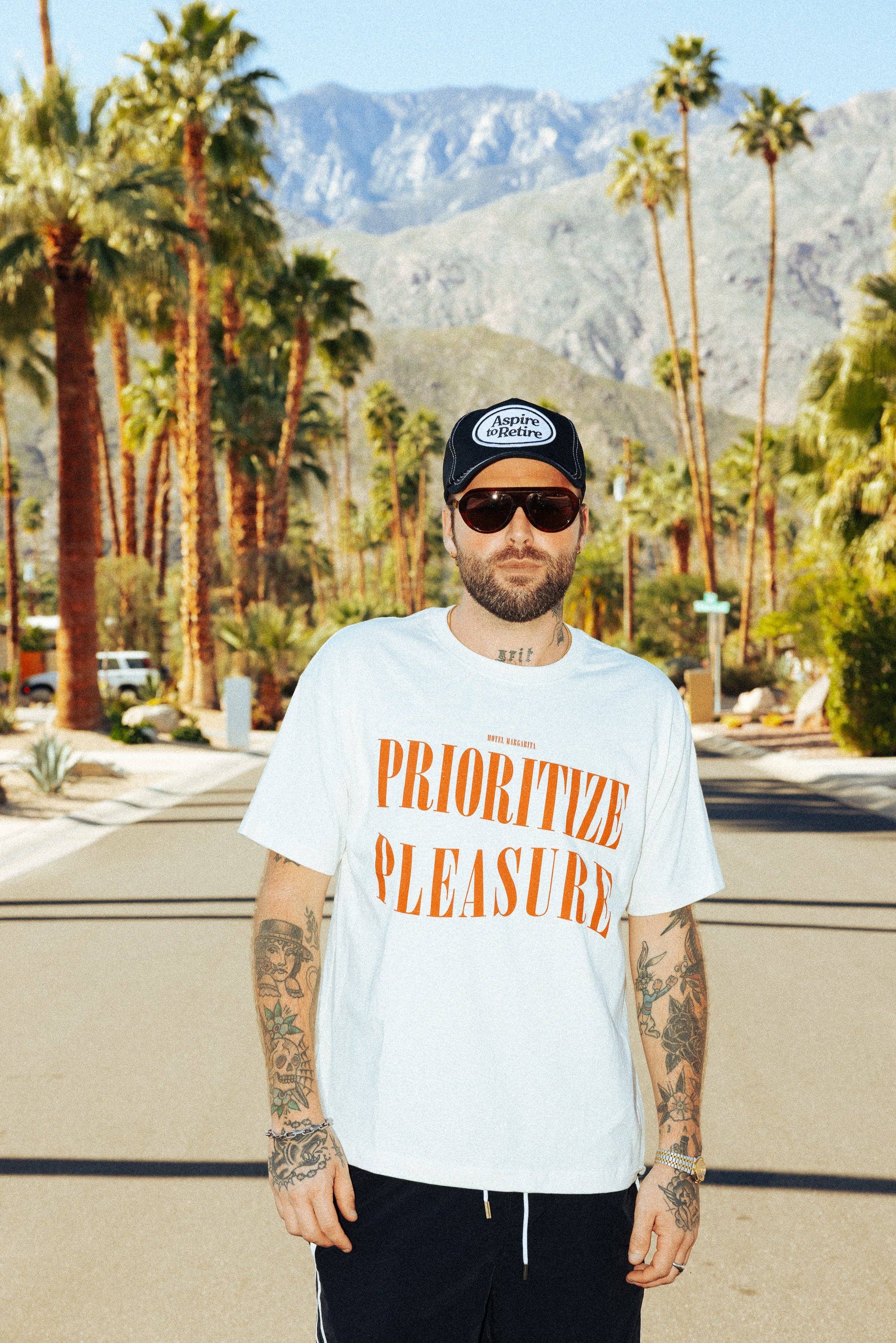 Motel Margarita - Pleasure Tee - Bone