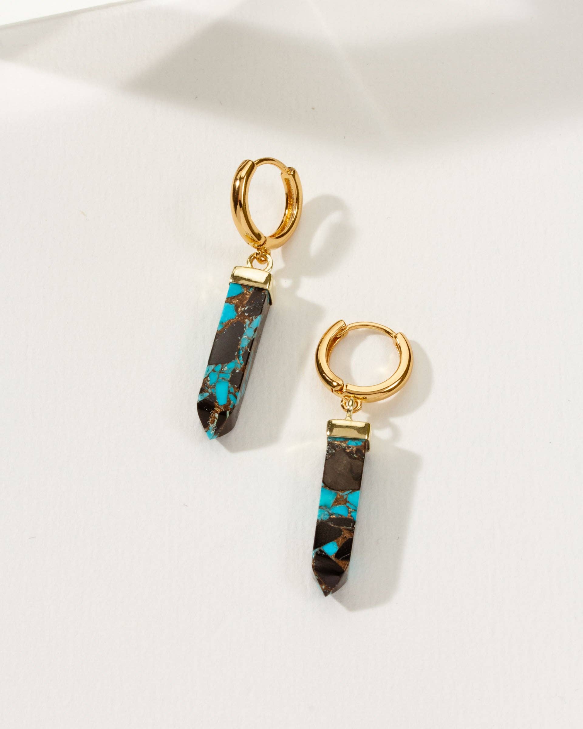 Luna Norte - Obelisk Hoop Earring - Cameleon