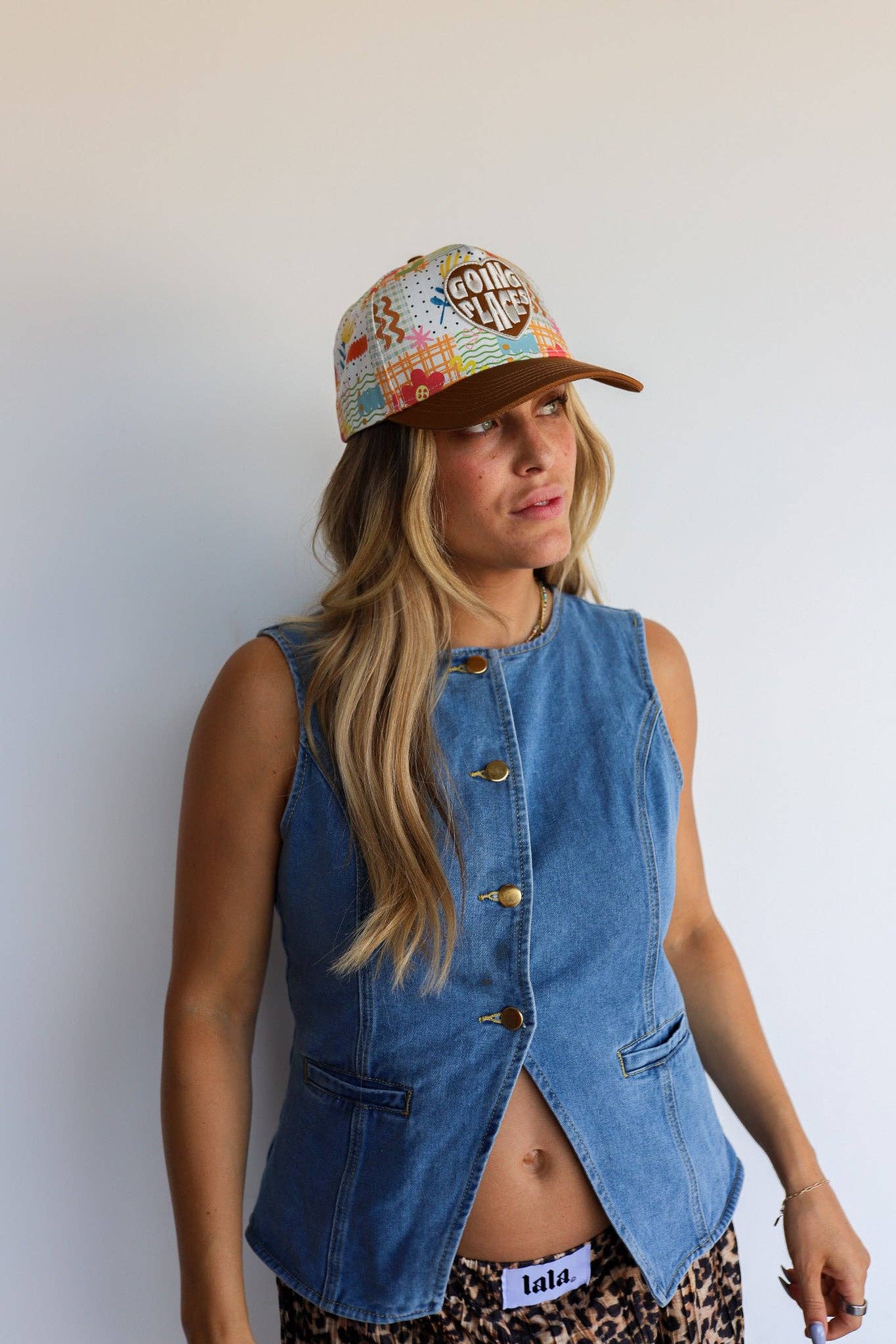 KAXI - GOING PLACES TRUCKER HAT