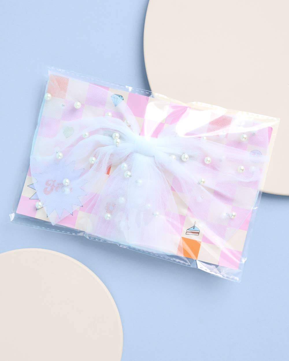 xo, Fetti - Bride to Be Pearl Hair Bow | bachelorette, bridal, accessory