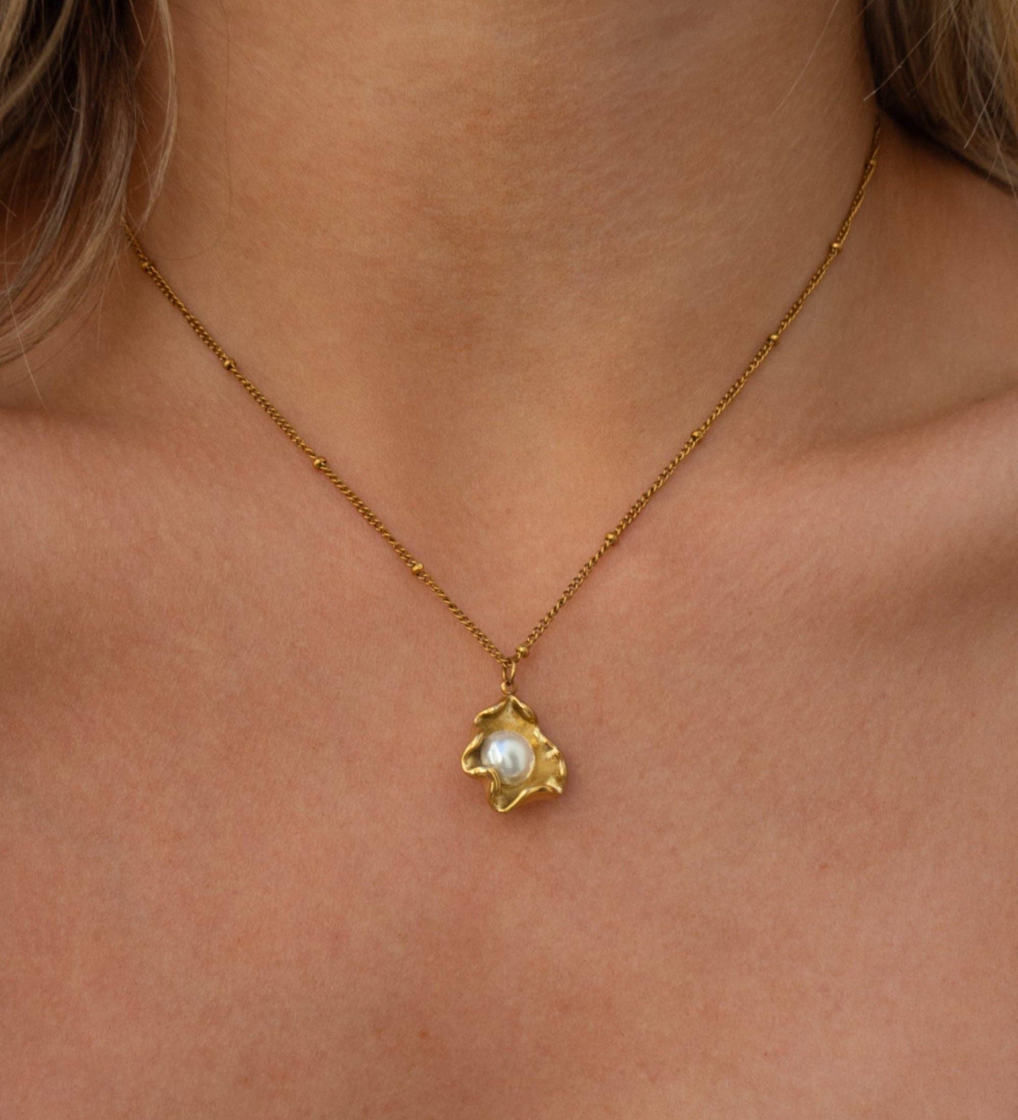 JacqMaria Jewelry - Oyster Necklace