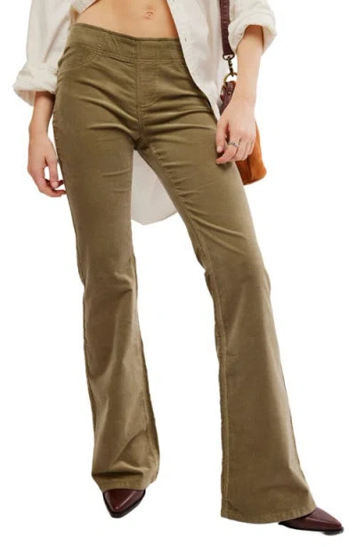 Penny Corduroy Flare Pants