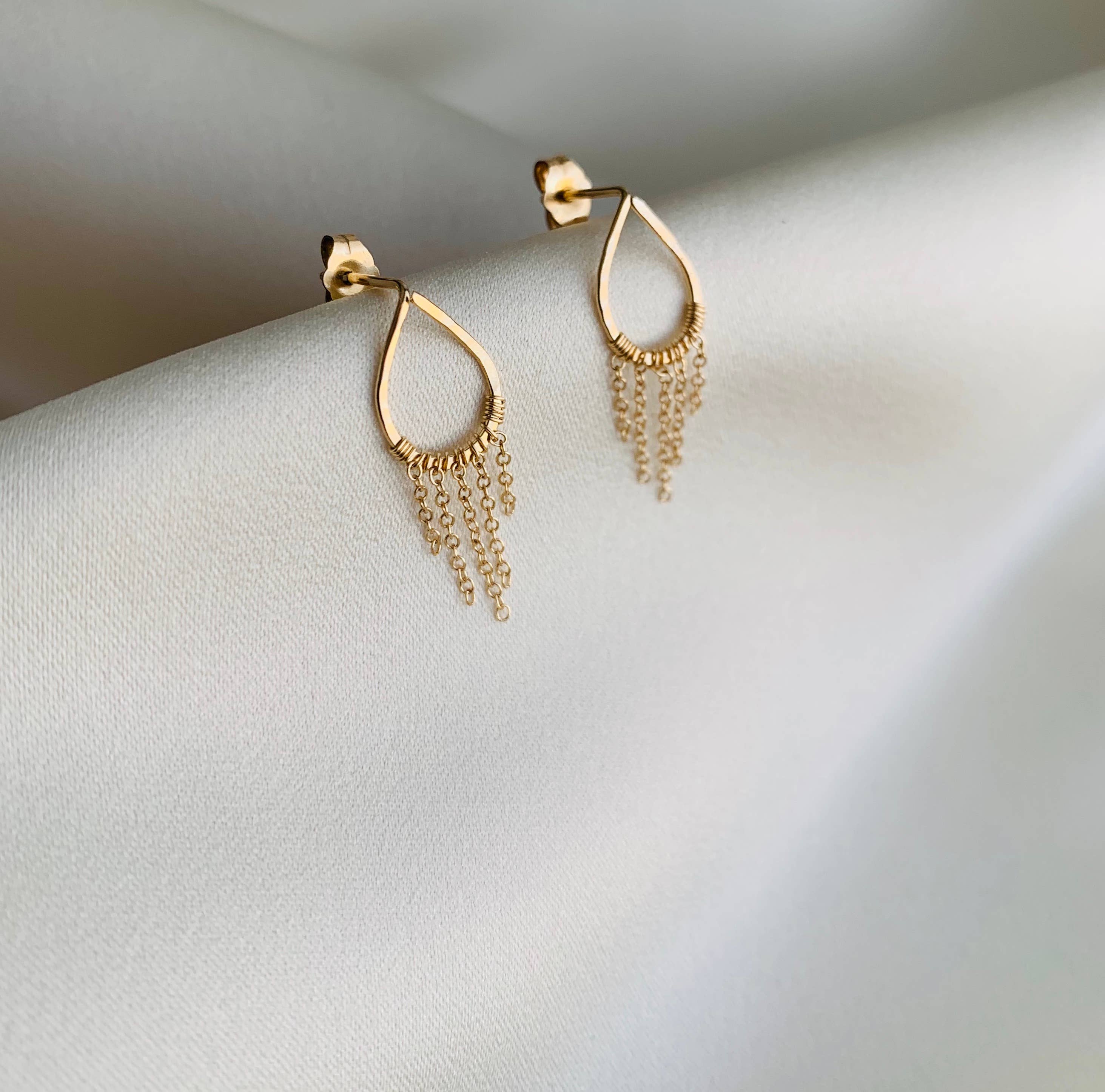 Points Jewelry - Matriarch Collection - Pilar Studs With Chain