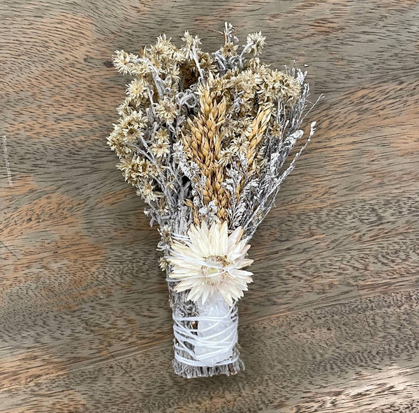 Andaluca - 6" Ivory Daisy Floral Smudge Wand with Quartz Crystal